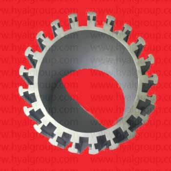 Snowplow wheel track profiles